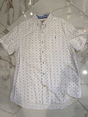Report Collection White Short Sleeve Button-Down Shirt with Navy Anchor Print